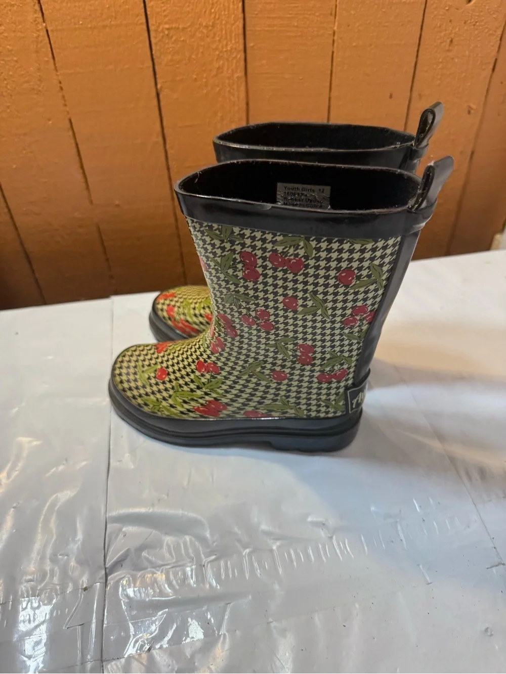 Austin Trading Co. rubber girls rain boots size 12C